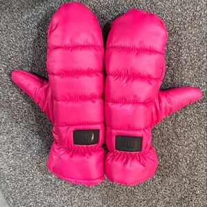 UGG Bright Pink Mittens